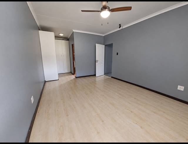 3 BEDROOM HOUSE FOR SALE IN ROTHDENE